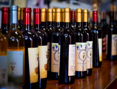 Foires aux vins 2026 : les dates enseigne par enseigne, dès le 3 septembre chez Lidl